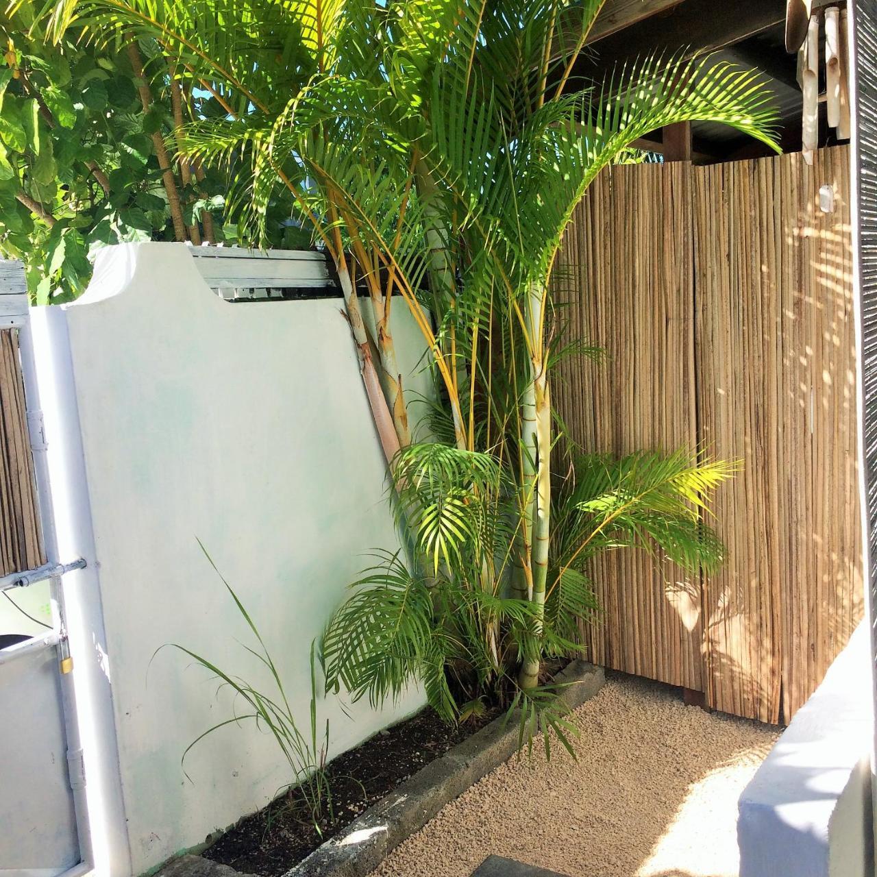 Holiday Surf Lodge タマラン エクステリア 写真