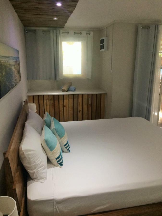 Holiday Surf Lodge タマラン エクステリア 写真
